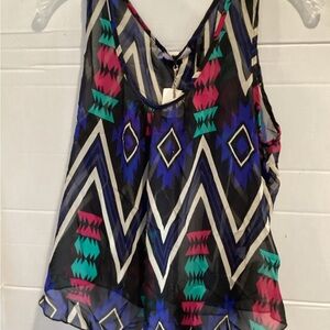Ladies Vivace USA sleeveless blouse with necklace size large new with tags